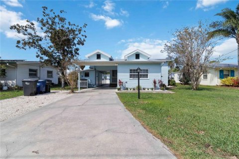 House in Ellenton, Florida 1 bedroom, 62.99 sq.m. № 2150501 - photo 1