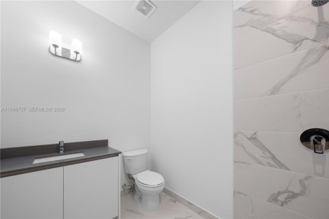 Townhouse in Florida City, Florida 3 bedrooms, 144.74 sq.m. № 2003741 - photo 28