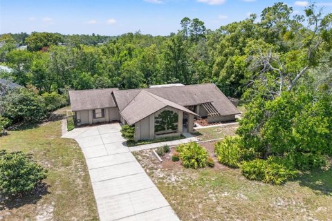 House in Spring Hill, Florida 3 bedrooms, 223.89 sq.m. № 1853876 - photo 9