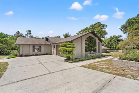 House in Spring Hill, Florida 3 bedrooms, 223.89 sq.m. № 1853876 - photo 3