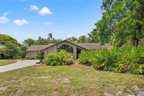 House in Spring Hill, Florida 3 bedrooms, 223.89 sq.m. № 1853876 - photo 10