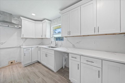 Villa ou maison à vendre à Sebastian, Floride: 3 chambres, 173.82 m2 № 2254709 - photo 7
