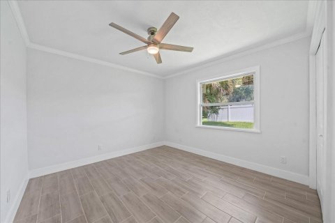 Villa ou maison à vendre à Sebastian, Floride: 3 chambres, 173.82 m2 № 2254709 - photo 12