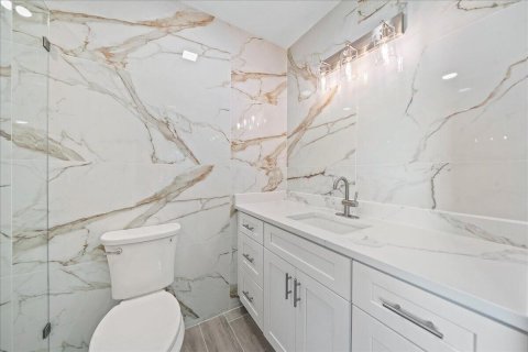 Villa ou maison à vendre à Sebastian, Floride: 3 chambres, 173.82 m2 № 2254709 - photo 21