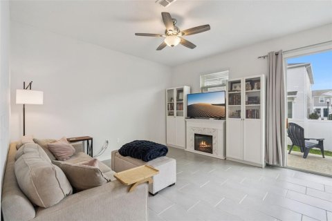 Touwnhouse à vendre à Kissimmee, Floride: 3 chambres, 166.95 m2 № 2204680 - photo 8