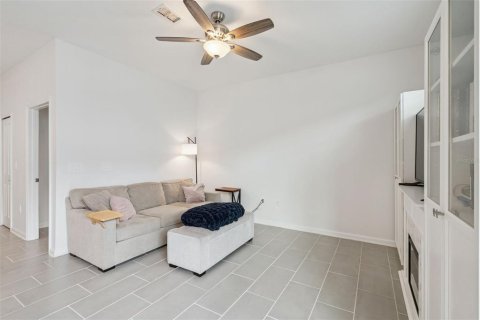Touwnhouse à vendre à Kissimmee, Floride: 3 chambres, 166.95 m2 № 2204680 - photo 7