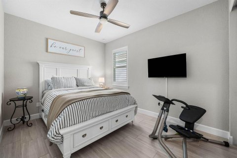 House in Port St. Lucie, Florida 3 bedrooms, 211.45 sq.m. № 2392388 - photo 19