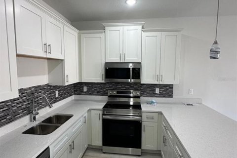 Купить виллу или дом в Киссимми, Флорида 5 комнат, 96.25м2, № 1783190 - фото 6