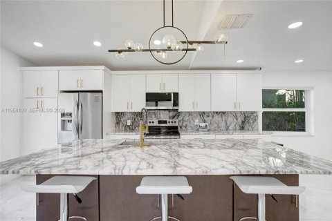 Villa ou maison à vendre à Coral Springs, Floride: 3 chambres, 178 m2 № 2012082 - photo 18