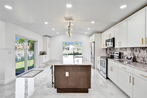 Villa ou maison à vendre à Coral Springs, Floride: 3 chambres, 178 m2 № 2012082 - photo 15