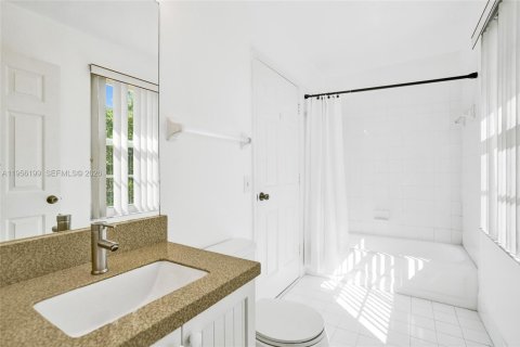 Villa ou maison à vendre à Coral Springs, Floride: 3 chambres, 178 m2 № 2012082 - photo 25