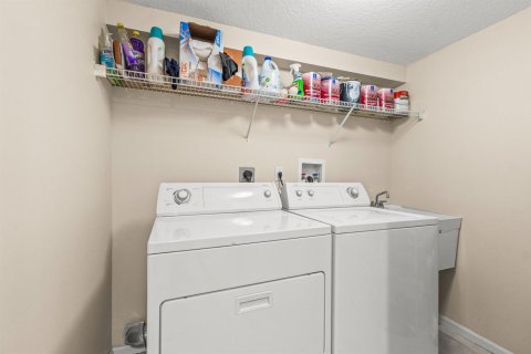 Condo in Boynton Beach, Florida, 3 bedrooms № 2187913 - photo 29