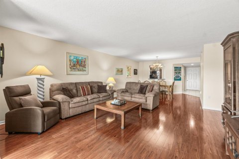 Condo in Boynton Beach, Florida, 3 bedrooms № 2187913 - photo 21