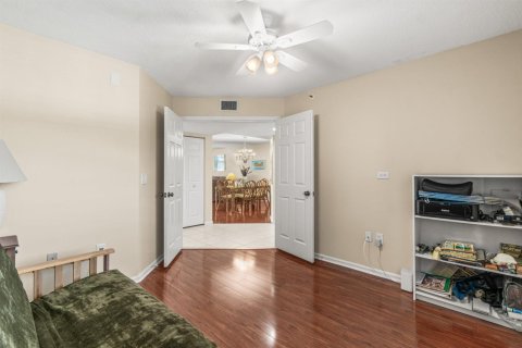 Condo in Boynton Beach, Florida, 3 bedrooms № 2187913 - photo 25