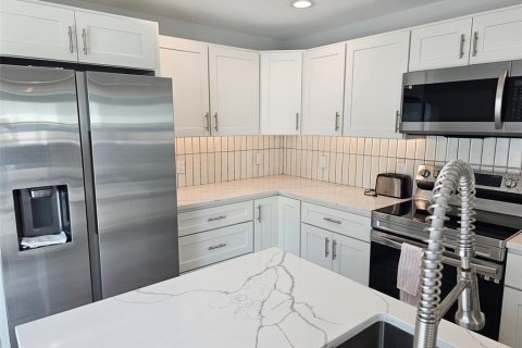 Villa ou maison à louer à Bradenton, Floride: 3 chambres, 111.85 m2 № 2384214 - photo 21