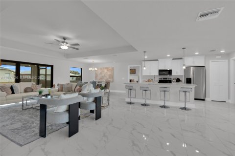 House in Lehigh Acres, Florida 3 bedrooms, 186.92 sq.m. № 2177680 - photo 23
