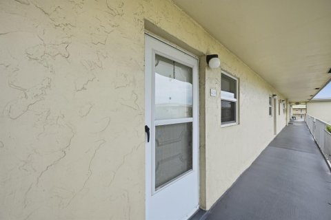 Купить кондоминиум в Бойнтон-Бич, Флорида 3 комнаты, 70.42м2, № 2185315 - фото 7