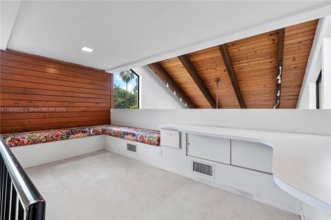 Villa ou maison à vendre à Palmetto Bay, Floride: 4 chambres, 301.75 m2 № 1947341 - photo 15