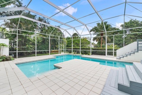 Villa ou maison à vendre à Palmetto Bay, Floride: 4 chambres, 301.75 m2 № 1947341 - photo 18