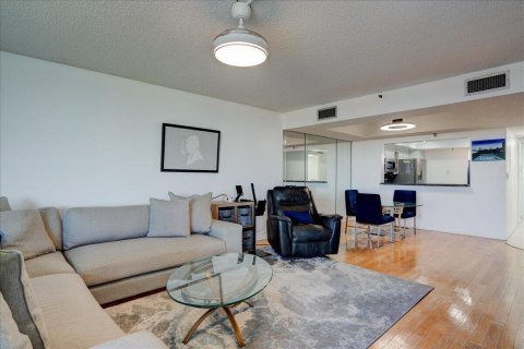 Condominio en venta en Hypoluxo, Florida, 2 dormitorios, 96.71 m2 № 2154743 - foto 19