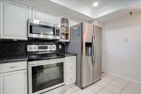 Condominio en venta en Hypoluxo, Florida, 2 dormitorios, 96.71 m2 № 2154743 - foto 12