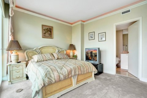 Снять в аренду кондоминиум в Авентура, Флорида 2 спальни, 222.97м2, № 2002050 - фото 30