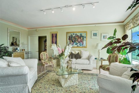 Снять в аренду кондоминиум в Авентура, Флорида 2 спальни, 222.97м2, № 2002050 - фото 5