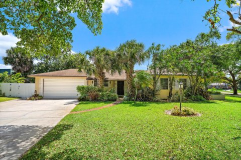 Casa en venta en North Palm Beach, Florida, 3 dormitorios, 139.63 m2 № 2253813 - foto 4