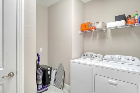 Casa en venta en Sarasota, Florida, 3 dormitorios, 185.43 m2 № 2386048 - foto 29