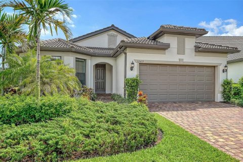 Casa en venta en Sarasota, Florida, 3 dormitorios, 185.43 m2 № 2386048 - foto 2