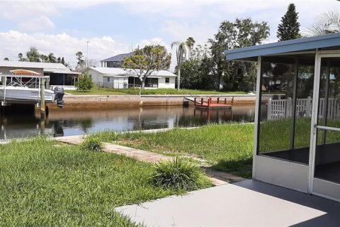 Villa ou maison à vendre à Hudson, Floride: 2 chambres, 82.96 m2 № 1827851 - photo 24
