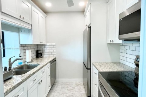 Condominio en venta en Boca Raton, Florida, 2 dormitorios, 100.33 m2 № 1972754 - foto 16