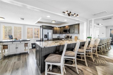 Townhouse in Treasure Island, Florida 3 bedrooms, 197.88 sq.m. № 1634731 - photo 18