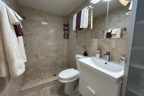 Купить кондоминиум в Сент-Питерсберг, Флорида 3 комнаты, 80.82м2, № 1909652 - фото 20