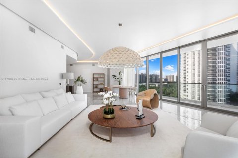 Condo in Sunny Isles Beach, Florida, 4 bedrooms  № 1861467 - photo 8