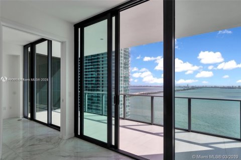 Condo in Miami, Florida, 2 bedrooms  № 1753220 - photo 9