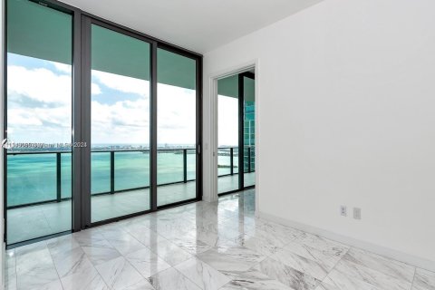 Condo in Miami, Florida, 2 bedrooms  № 1753220 - photo 3