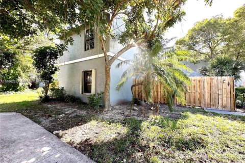 Купить кондоминиум в Бойнтон-Бич, Флорида 2 спальни, 80.27м2, № 1961246 - фото 4