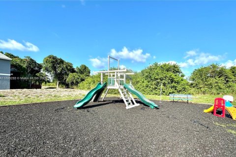 Купить кондоминиум в Бойнтон-Бич, Флорида 2 спальни, 80.27м2, № 1961246 - фото 19