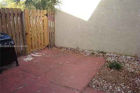 Купить кондоминиум в Бойнтон-Бич, Флорида 2 спальни, 80.27м2, № 1961246 - фото 10