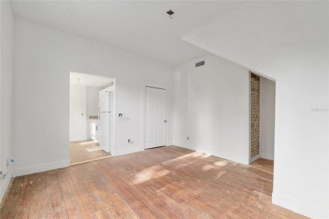 Casa en venta en Ocala, Florida, 5 dormitorios, 227.7 m2 № 1649759 - foto 16