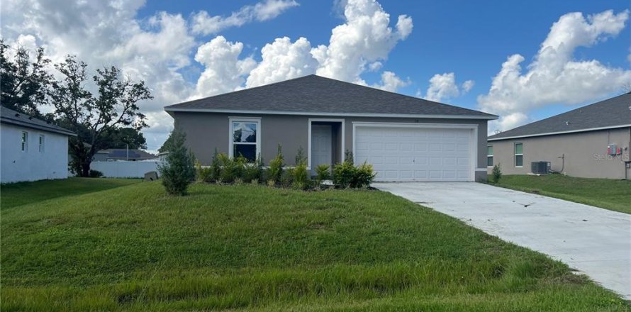 Casa en Kissimmee, Florida 3 dormitorios, 141.68 m2 № 1885276