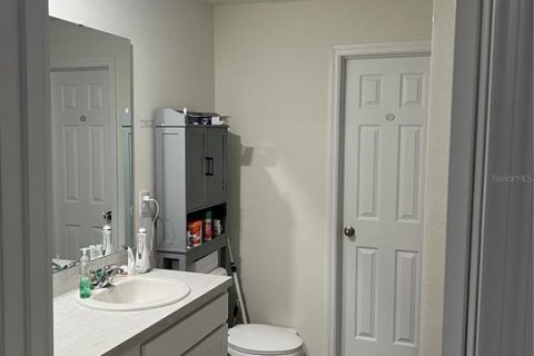 Casa en alquiler en Kissimmee, Florida, 3 dormitorios, 141.68 m2 № 1885276 - foto 17