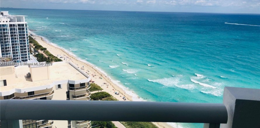 Condo in Miami Beach, Florida, 1 bedroom № 1888977