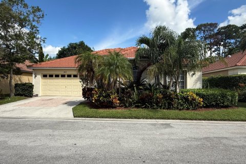 House in Riviera Beach, Florida 3 bedrooms, 136.38 sq.m. № 2417216