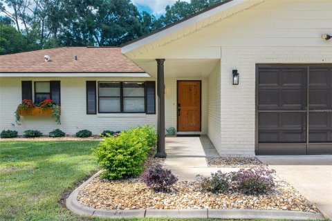 House in Inverness, Florida 3 bedrooms, 122.54 sq.m. № 1841851 - photo 4