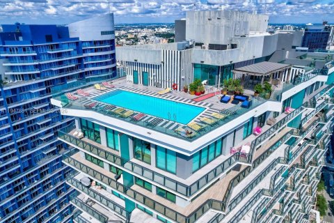 Снять в аренду кондоминиум в Майами, Флорида 1 спальня, 52.95м2, № 2004622 - фото 16