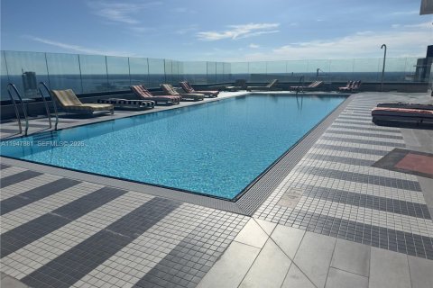 Снять в аренду кондоминиум в Майами, Флорида 1 спальня, 52.95м2, № 2004622 - фото 15