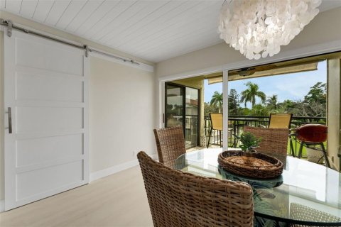 Condominio en venta en Saint Petersburg, Florida, 2 dormitorios, 82.68 m2 № 1907501 - foto 27
