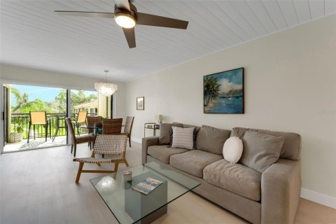 Condominio en venta en Saint Petersburg, Florida, 2 dormitorios, 82.68 m2 № 1907501 - foto 19